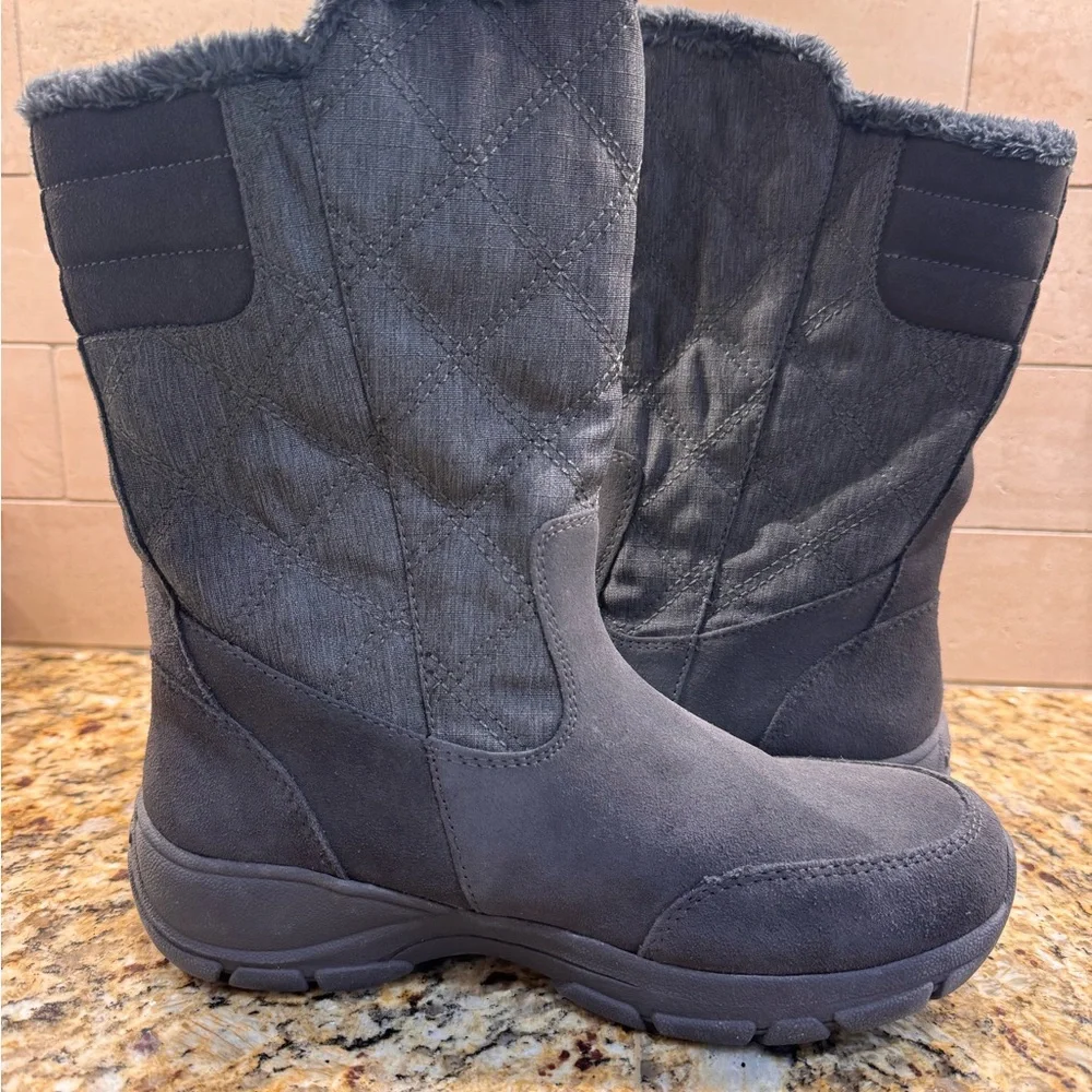Lands' End Suede quilted Winter Boots Womens Size 6 Gray Quilted Zip Warm